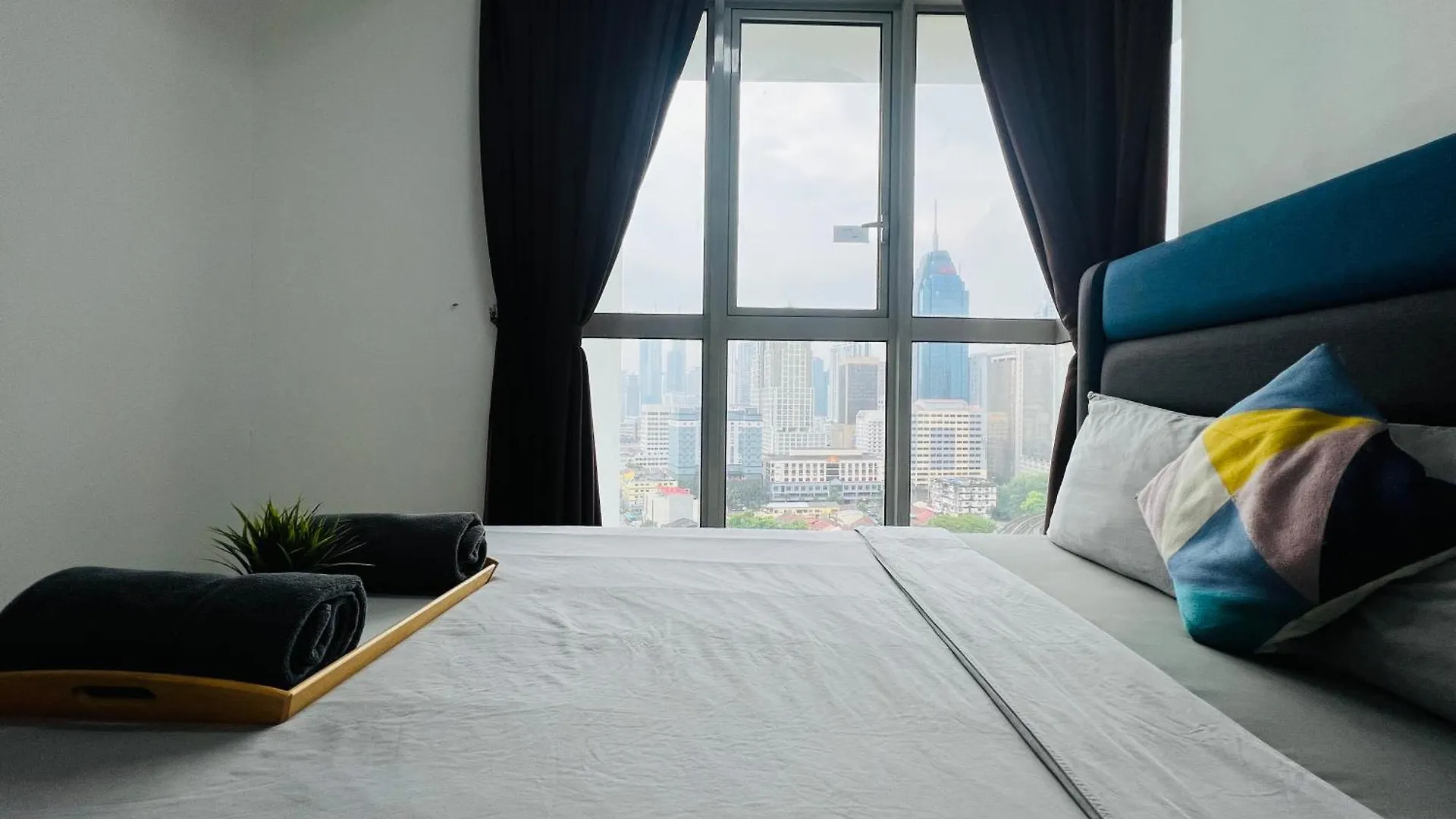 Regalia Residence And Suites By Awesomestay Kuala Lumpur Apartment