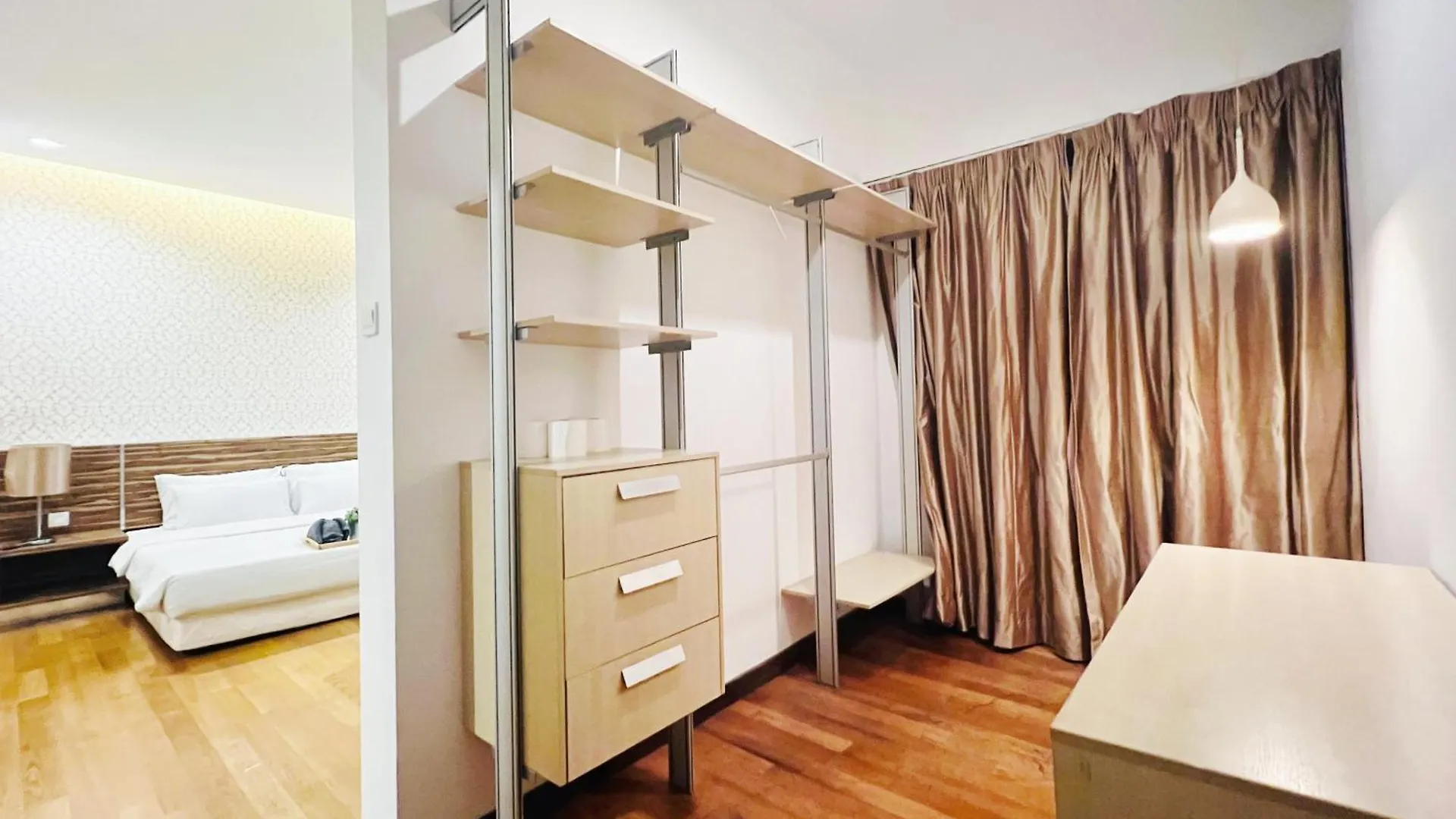 Regalia Residence And Suites By Awesomestay Kuala Lumpur 0*,