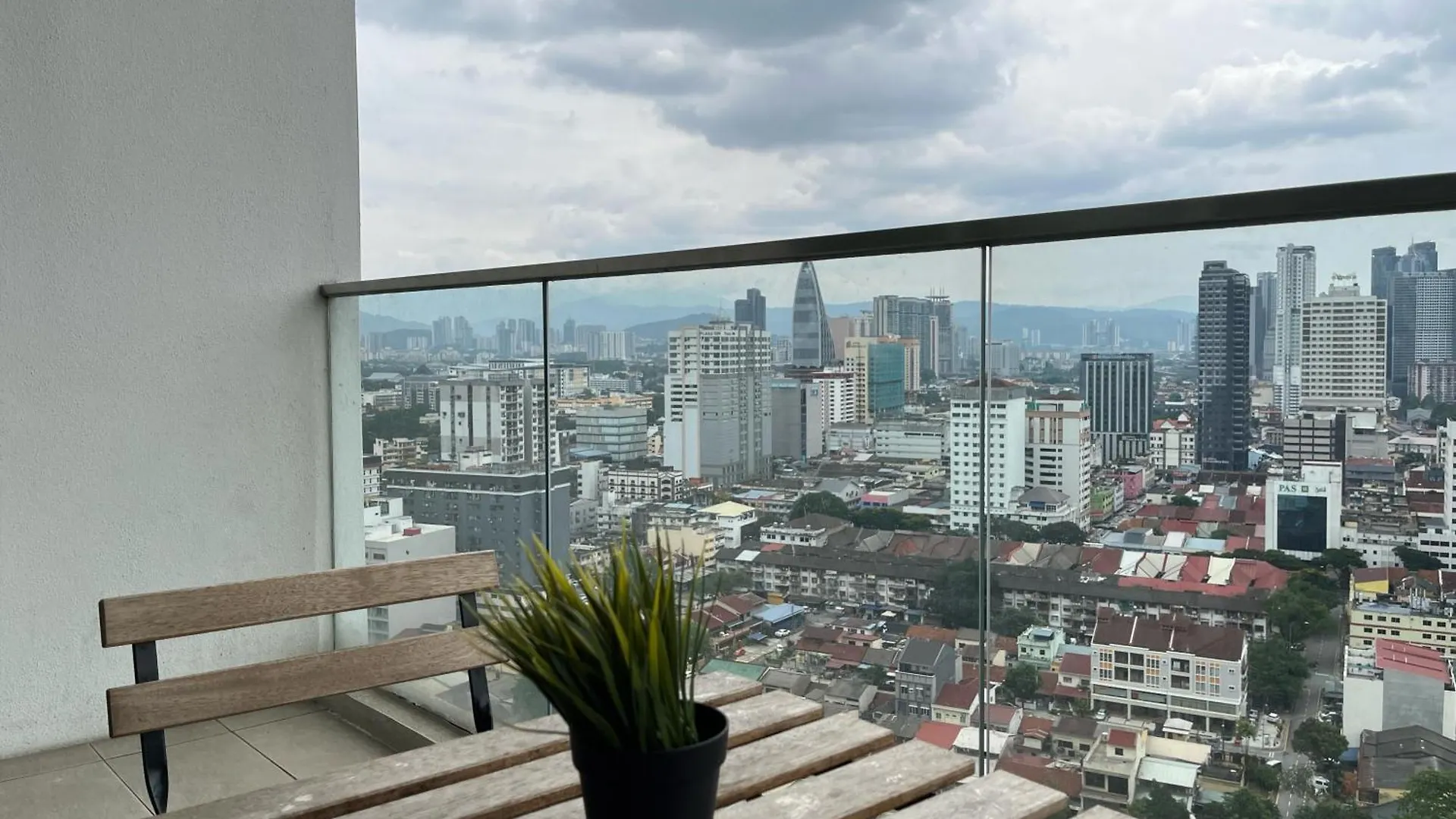 Regalia Residence And Suites By Awesomestay Kuala Lumpur