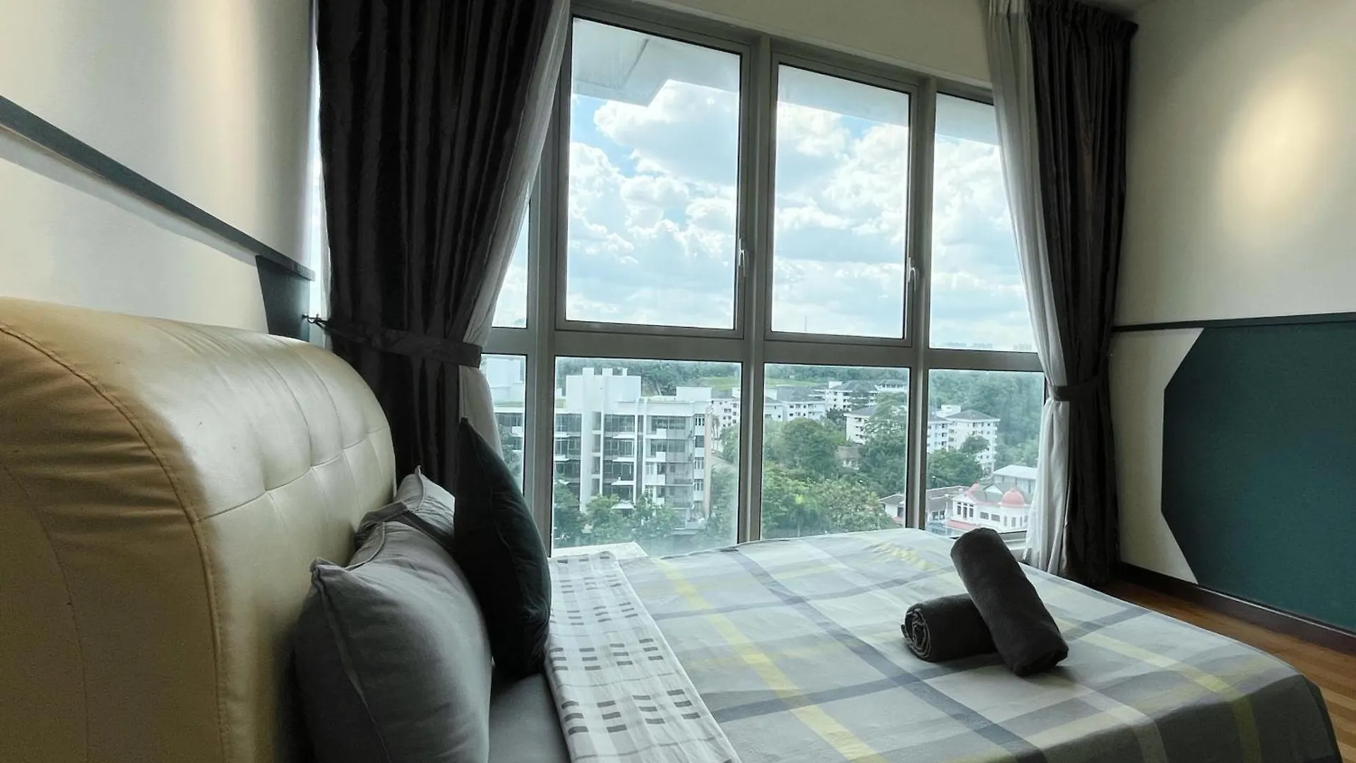 Regalia Residence And Suites By Awesomestay Kuala Lumpur Apartment