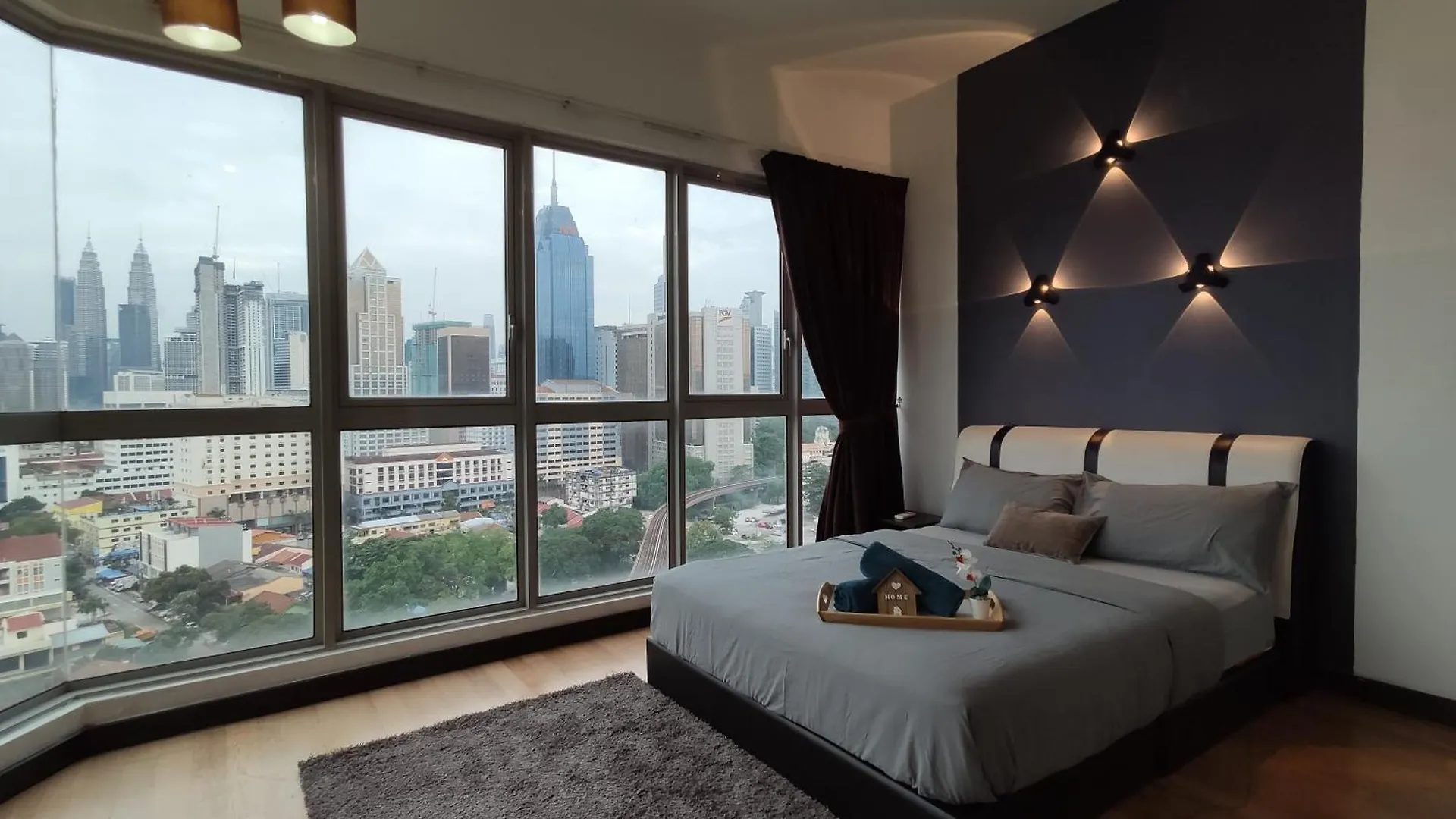 Daire Regalia Residence And Suites By Awesomestay Kuala Lumpur