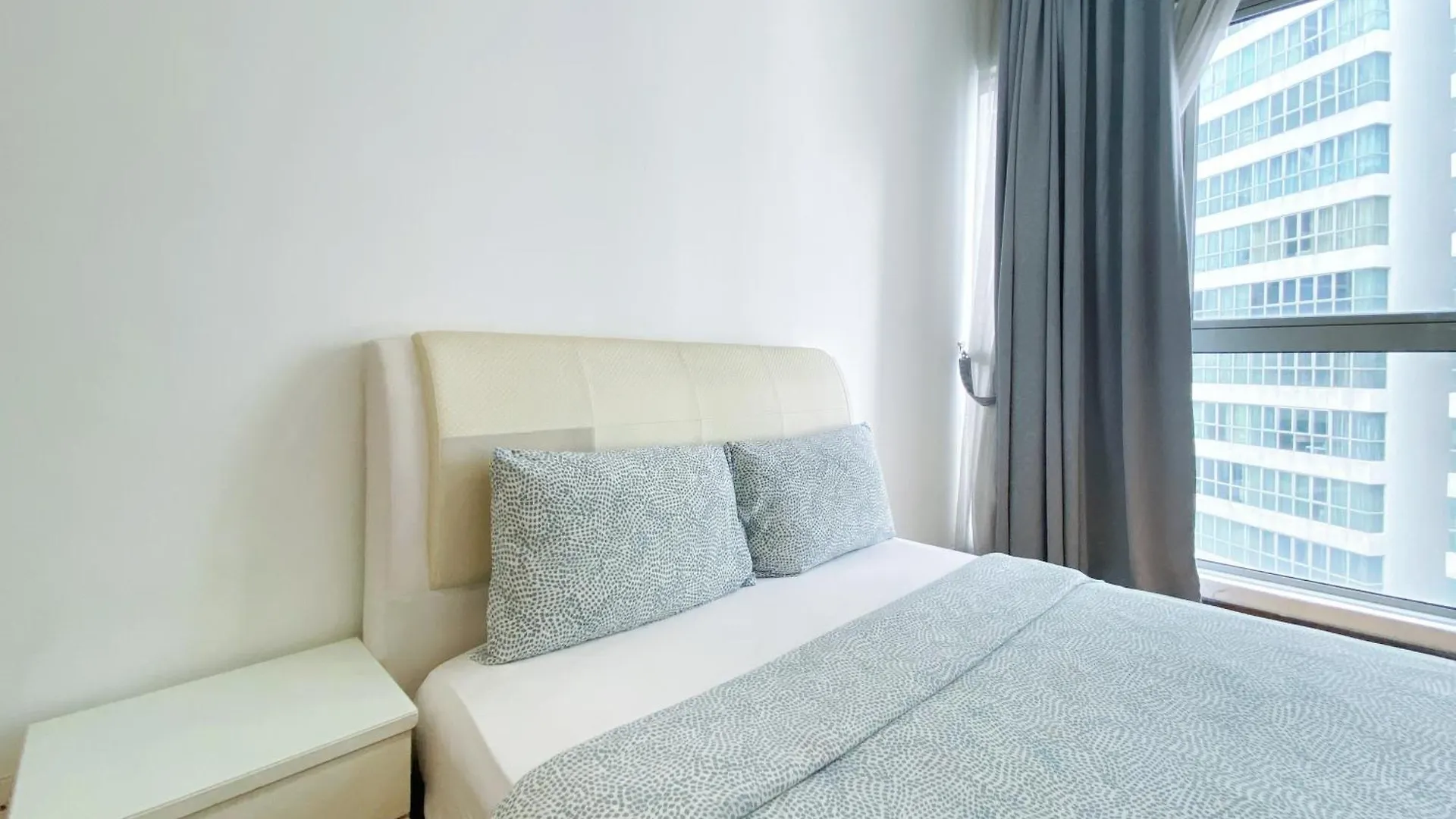 Daire Regalia Residence And Suites By Awesomestay Kuala Lumpur